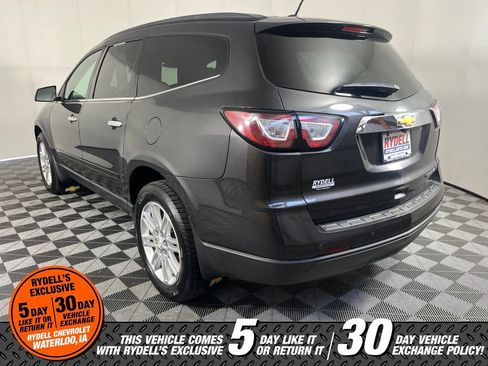 Used 2015 Chevrolet Traverse LT w/ Style and Technology Package FWD image 7