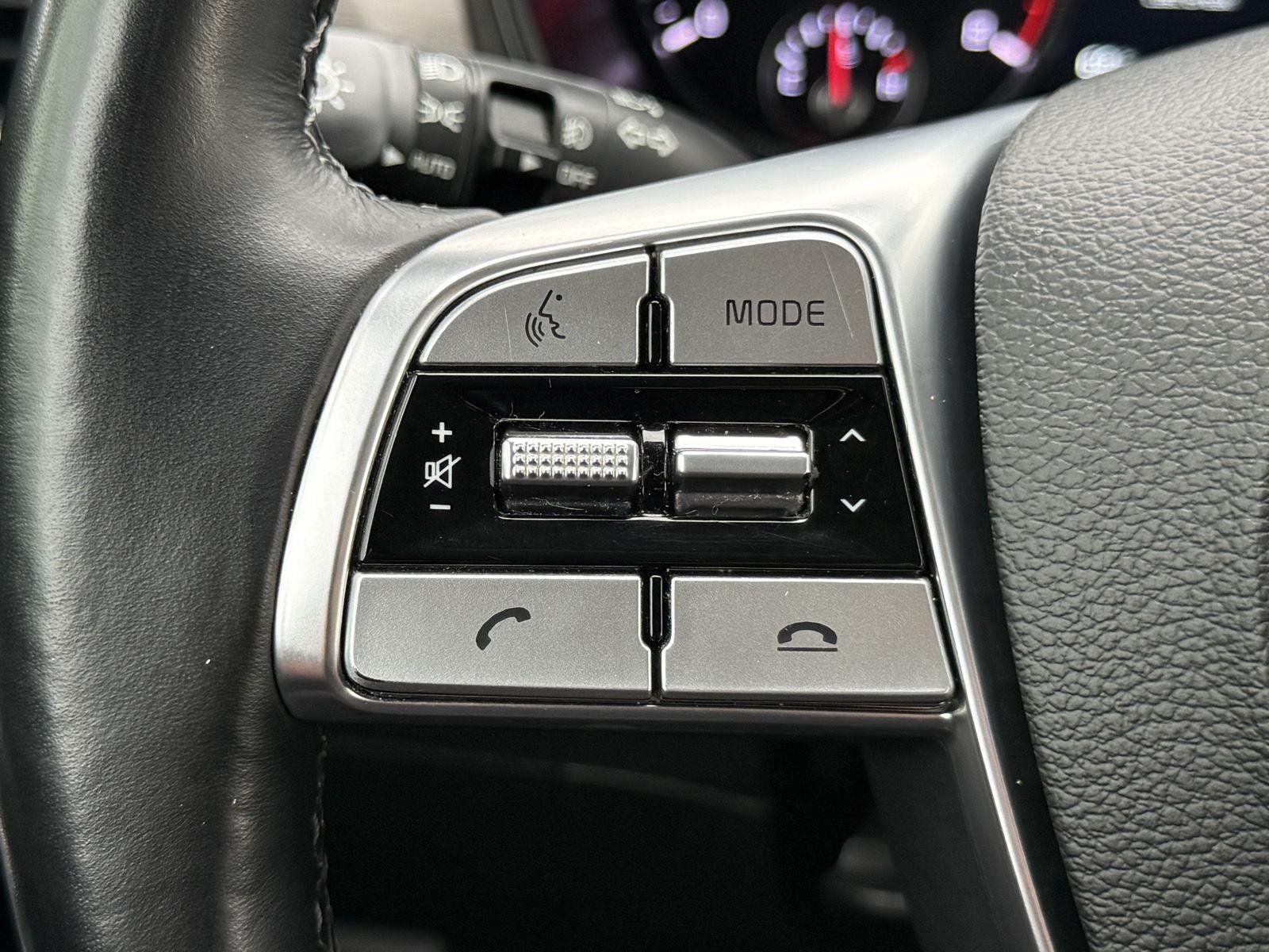 Used 2021 Kia Telluride SX w/ Towing Package AWD/4WD image 37