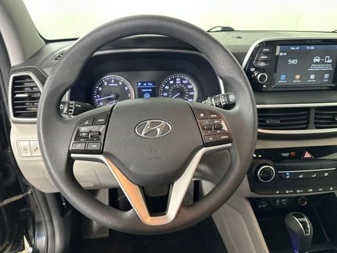 Used 2020 Hyundai Tucson Value w/ Winter Weather Package image 14