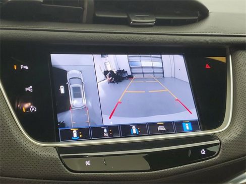 Used 2022 Cadillac XT5 Premium Luxury w/ Technology Package image 29