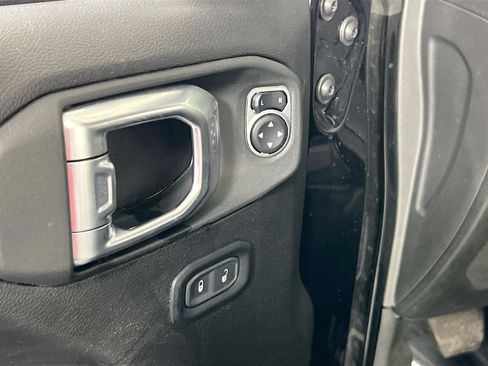 Used 2022 Jeep Gladiator Sport AWD/4WD image 17