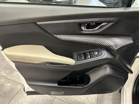 Used 2024 Subaru Ascent Premium w/ Convenience Package image 21