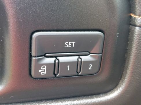 Used 2019 GMC Sierra 1500 AT4 w/ AT4 Premium Package AWD/4WD image 18