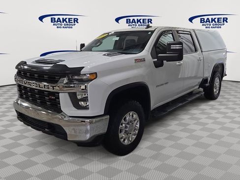 Used 2020 Chevrolet Silverado 2500 LT w/ Z71 Off-Road Package image 7