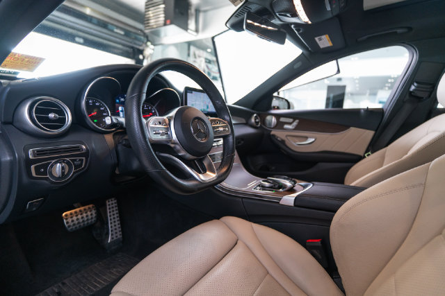 Certified 2019 Mercedes-Benz C 300 4MATIC Sedan image 4