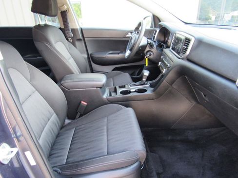 Used 2020 Kia Sportage LX FWD image 8