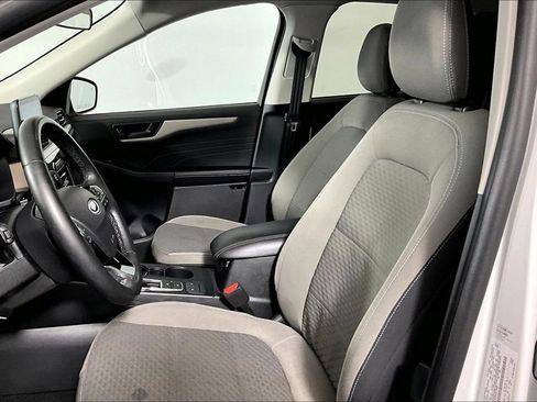 Used 2022 Ford Escape SE w/ Cold Weather Package AWD/4WD image 13