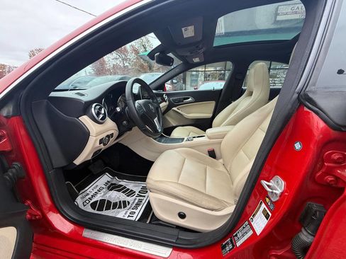Used 2014 Mercedes-Benz CLA 250 image 13