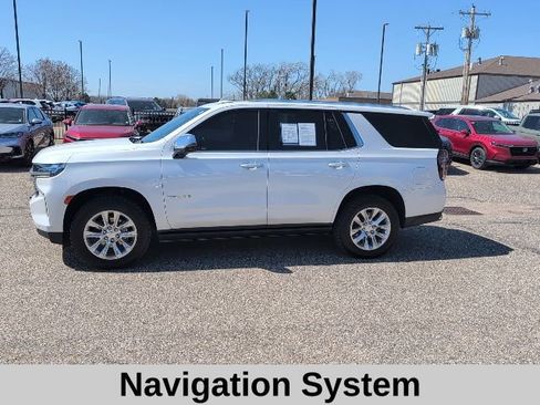 Used 2022 Chevrolet Tahoe Premier AWD/4WD image 3