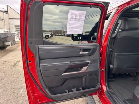 Used 2022 Toyota Tundra Platinum image 38