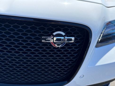 Used 2023 Chrysler 300 C RWD image 6