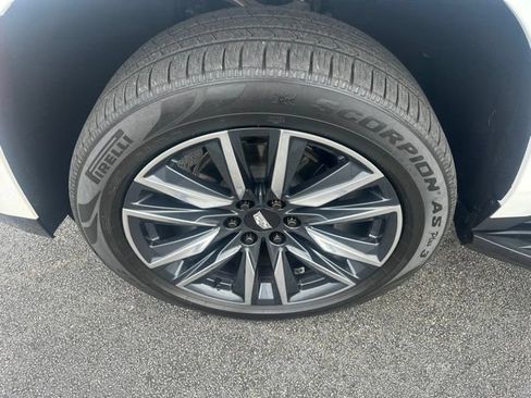 Used 2021 Cadillac Escalade Sport RWD image 7