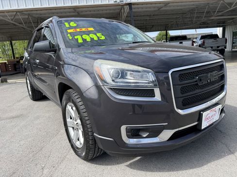 Used 2016 GMC Acadia SLE AWD/4WD image 3