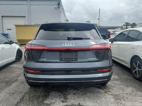 Used 2021 Audi e-tron Premium w/ Convenience Plus Package image 6