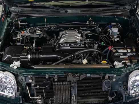 Used 2003 Toyota Tundra SR5 image 4