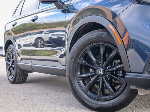 Used 2025 Honda CR-V EX-L image 2