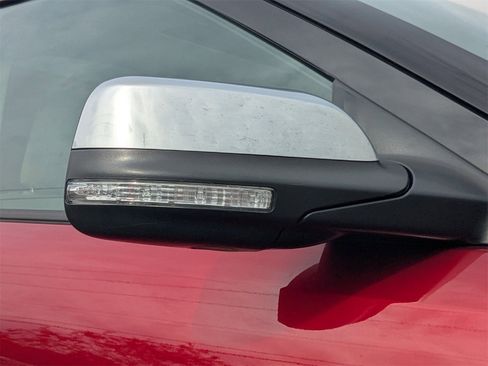 Used 2019 Ford Explorer Platinum image 18