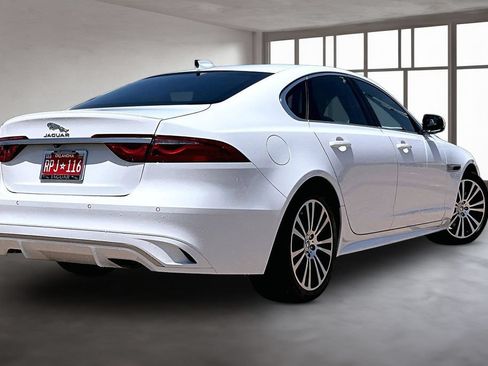 Used 2024 Jaguar XF R-Dynamic SE AWD/4WD image 2