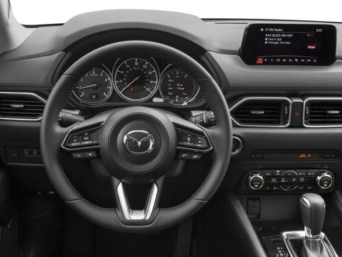 Used 2018 MAZDA CX-5 Touring w/ Preferred Equipment Package FWD image 4