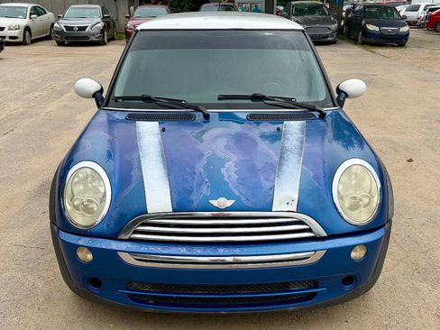 Used 2006 MINI Cooper Hardtop FWD image 2