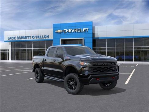 New 2026 Chevrolet Silverado 1500 Custom Trail Boss w/ LPO, Dark Essentials Package AWD/4WD image 1