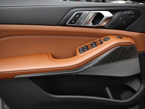 New 2026 BMW X7 xDrive40i w/ M Sport Package image 15