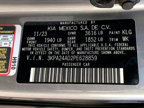 Certified 2023 Kia Rio S image 31