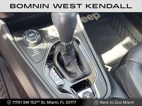 Used 2019 Jeep Cherokee Limited w/ Luxury Group image 28