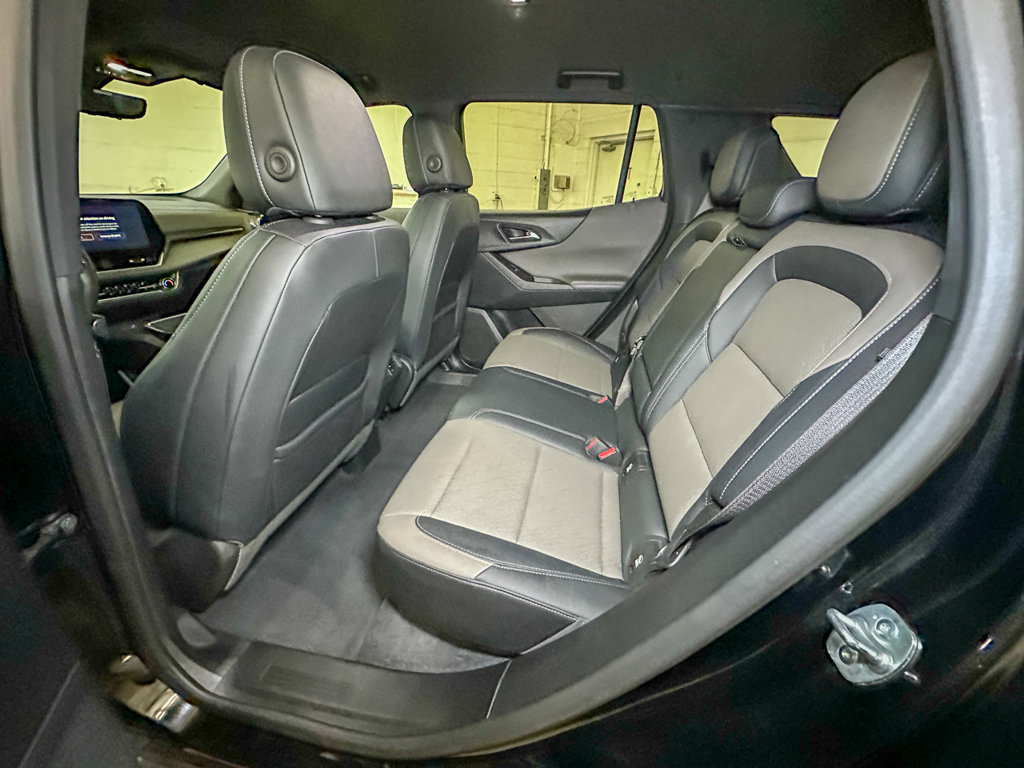 Used 2025 Chevrolet Equinox LT w/ Convenience Package II AWD/4WD image 25