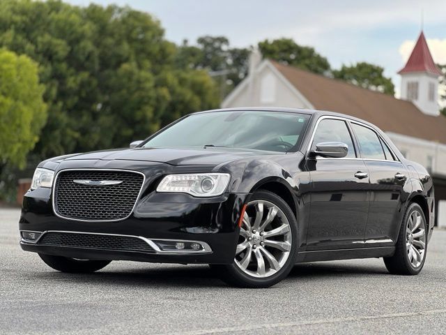 Used 2020 Chrysler 300 Limited RWD image 1