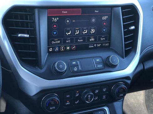 Used 2023 GMC Acadia SLE w/ Driver Convenience Package image 23