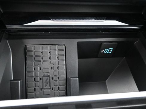 New 2026 Ford F250 Platinum w/ FX4 Off-Road Package image 30