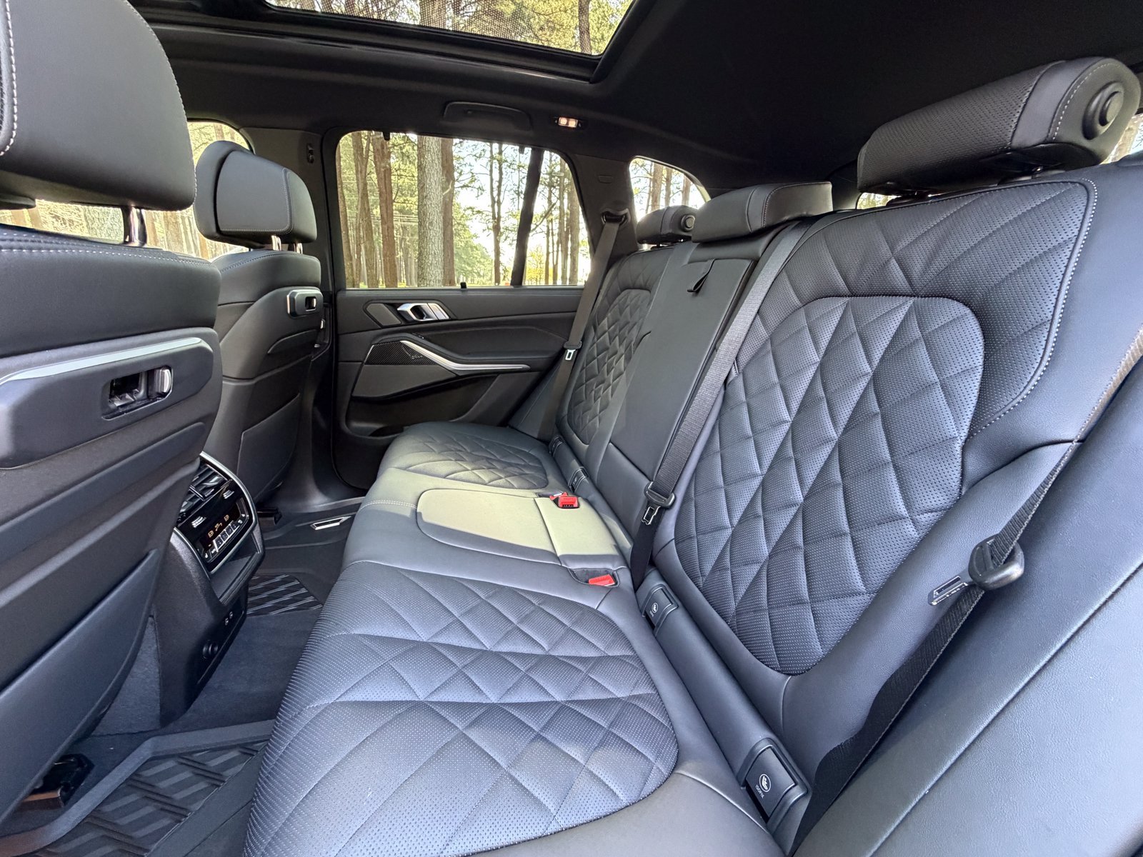 New 2026 BMW X5 M60i AWD/4WD image 14