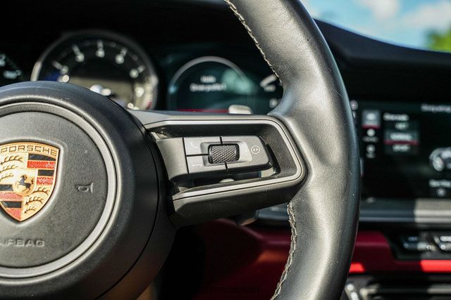 Used 2020 Porsche 911 Carrera RWD image 41