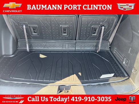 Used 2023 Chevrolet Traverse Premier w/ Redline Edition AWD/4WD image 24