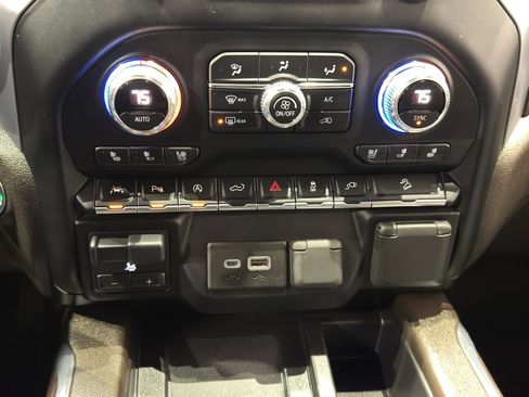 Certified 2021 GMC Sierra 1500 SLT w/ SLT Premium Plus Package image 34