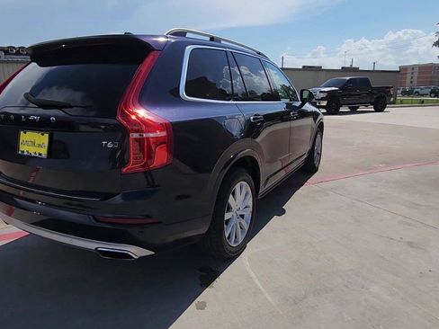 Used 2017 Volvo XC90 T6 Momentum w/ Vision Package AWD/4WD image 8