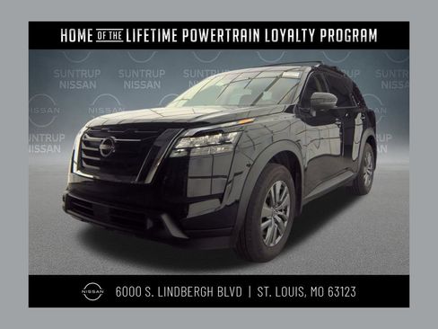 Certified 2025 Nissan Pathfinder SV w/ SV Premium Package FWD image 1