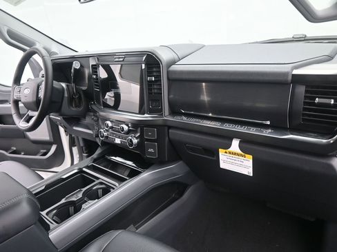 New 2026 Ford F250 Lariat w/ Chrome Package AWD/4WD image 11