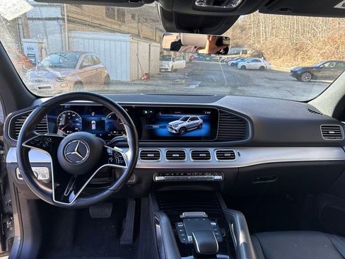 Used 2024 Mercedes-Benz GLE 450e 4MATIC image 13