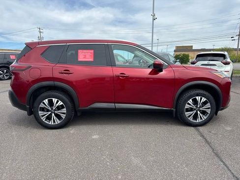 Certified 2023 Nissan Rogue SV w/ SV Premium B Package AWD/4WD image 3