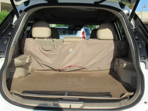 Used 2020 Nissan Rogue SL w/ Premium Package image 32