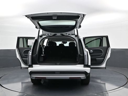 New 2026 Hyundai Ioniq 9 S image 32