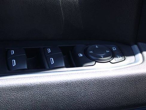 Used 2025 Chevrolet Silverado 1500 LT RWD image 20