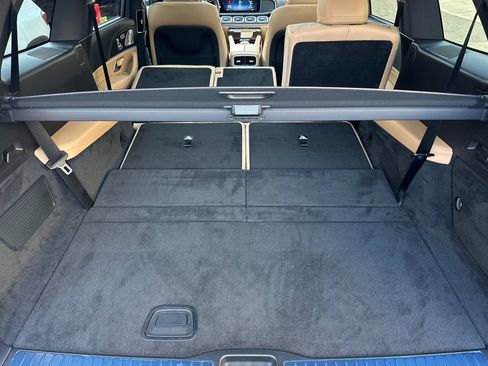 New 2026 Mercedes-Benz GLS 580 4MATIC image 15