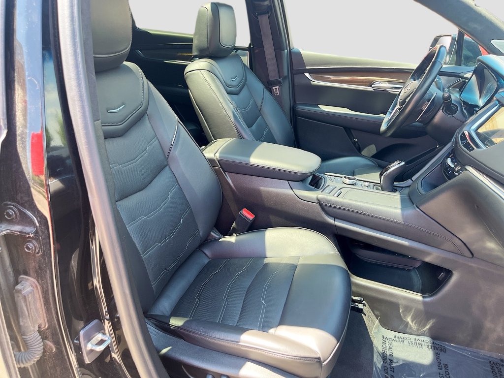 Used 2022 Cadillac XT5 Sportv w/ Platinum Package AWD/4WD image 30