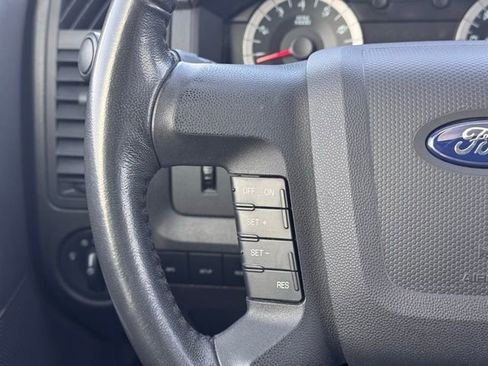 Used 2010 Ford Escape XLT image 10