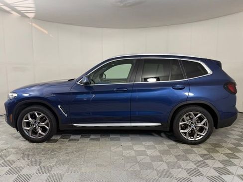 Used 2022 BMW X3 xDrive30i w/ Premium Package AWD/4WD image 3