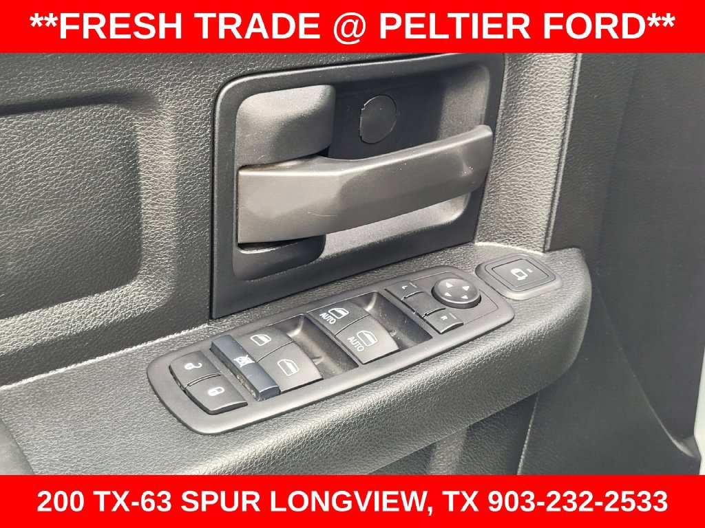 Used 2024 RAM 3500 Tradesman w/ Chrome Appearance Group AWD/4WD image 17