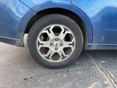 Used 2009 Ford Focus SES image 8